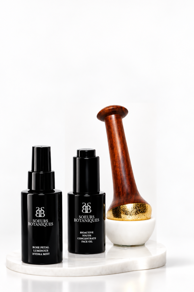Soeurs Botaniques Face Oil ritual with Hydra Mist and wooden massage tool